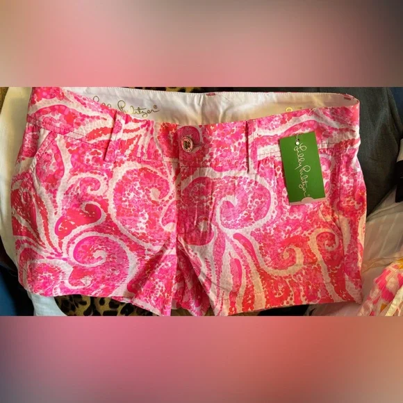 Lilly Pulitzer Vibrant Pink Patterned Walsh Shorts - Picture 5 of 8